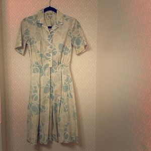 1950s green flower day dress